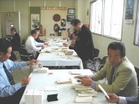 書き損じハガキの回収例会場にて