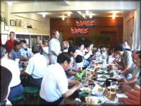 日弘社員クラブにて