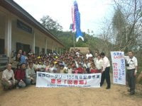 子供達との集合写真