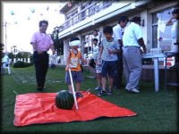 日弘社員クラブにて