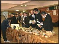 カラー複合コピー機贈呈式