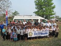 ラオスの小学校訪問記